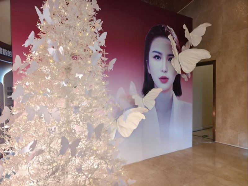 中妍美容：重塑肌肤的美丽传奇